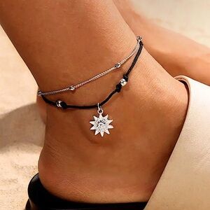 💜10/$25💜NEW 2 Layred Sun Charm Black & Silver Beaded Anklet